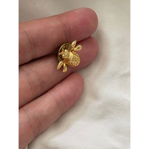 Vintage Gold Tone Bumble Bee Lapel Pin/Brooch - Picture 7 of 11